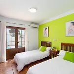 Breezes By Villa