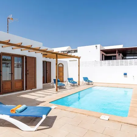 Breezes By Villa *